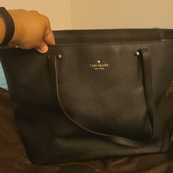 kate spade Handbags - Kate Spade large tote bag